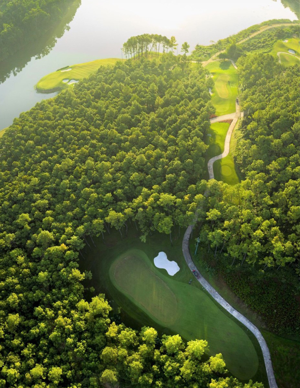 Trang An Golf & Resort